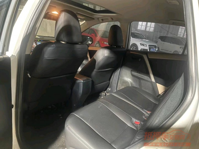 汕头16年丰田RAV4荣放3