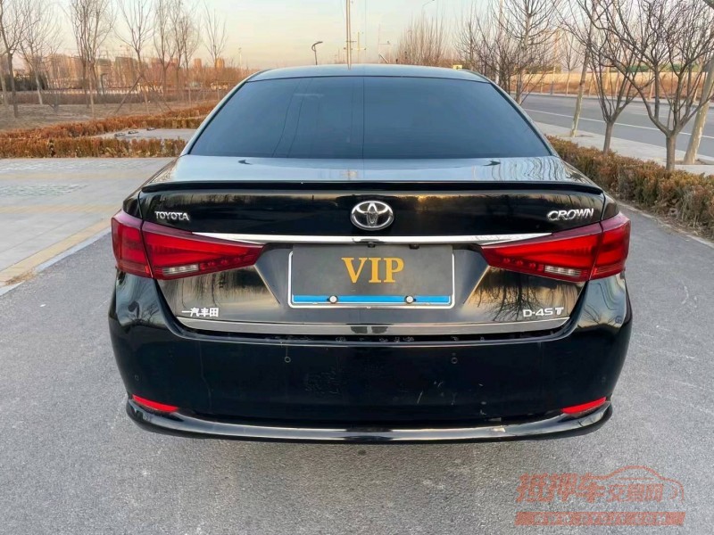 廊坊17年丰田皇冠1