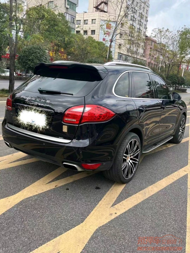 宜昌14年保时捷卡宴3