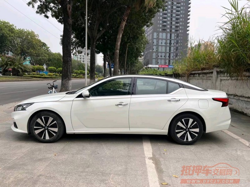 东莞21年日产天籁7