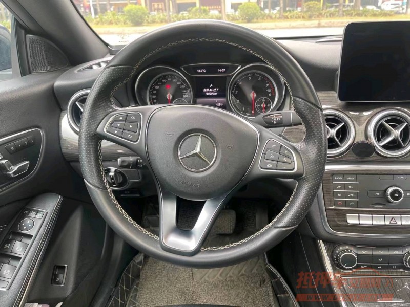 东莞18年奔驰CLA7