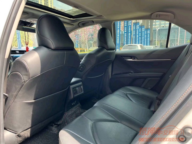 宜昌19年丰田凯美瑞7