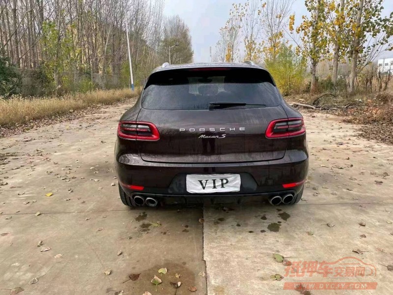枣庄15年保时捷Macan5