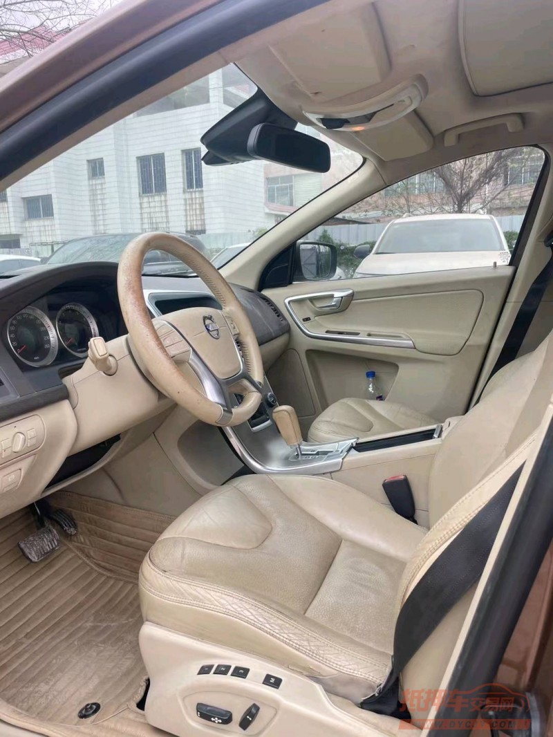 广州12年沃尔沃XC605