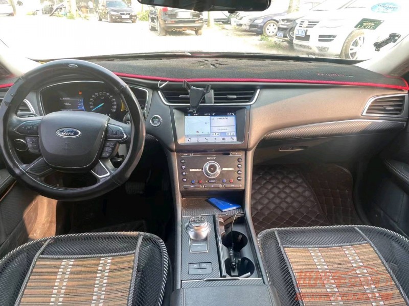 广州17年福特金牛座6