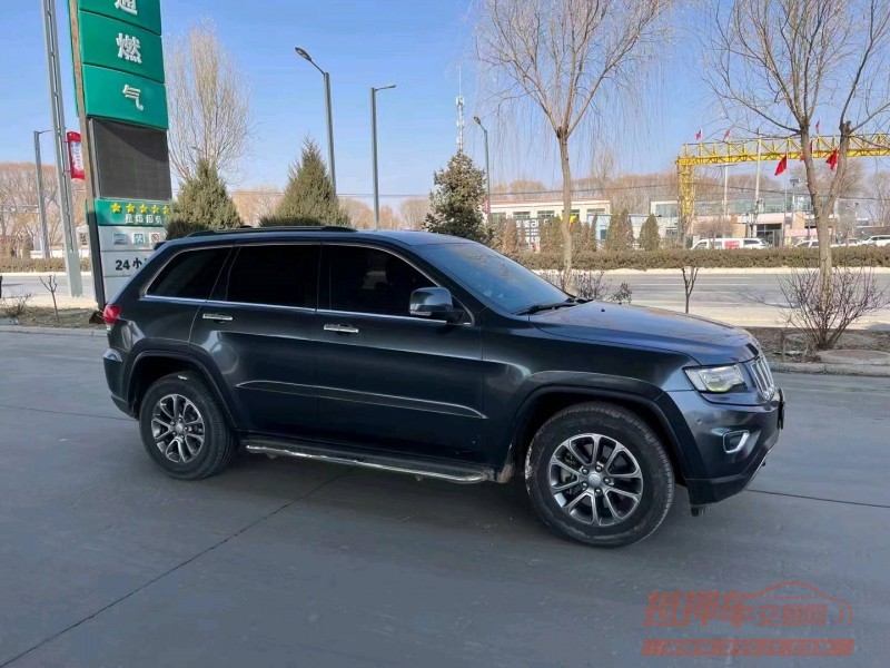 枣庄14年Jeep大切诺基4