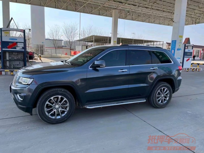 枣庄14年Jeep大切诺基3