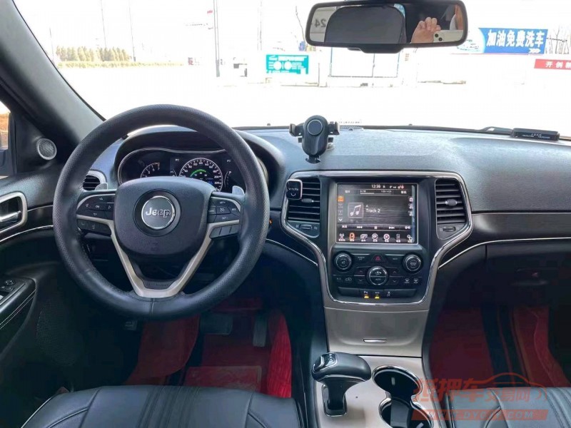 枣庄14年Jeep大切诺基8