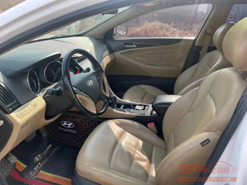 廊坊14年现代索纳塔八5