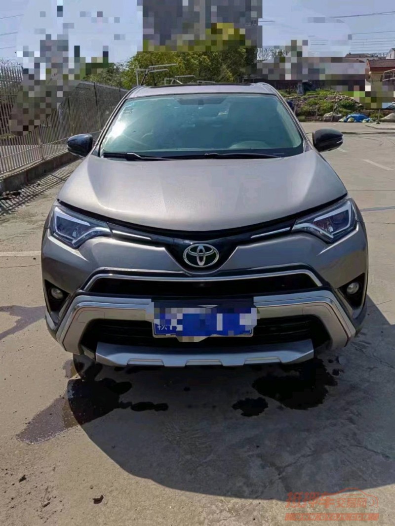 宜春19年丰田RAV4荣放1