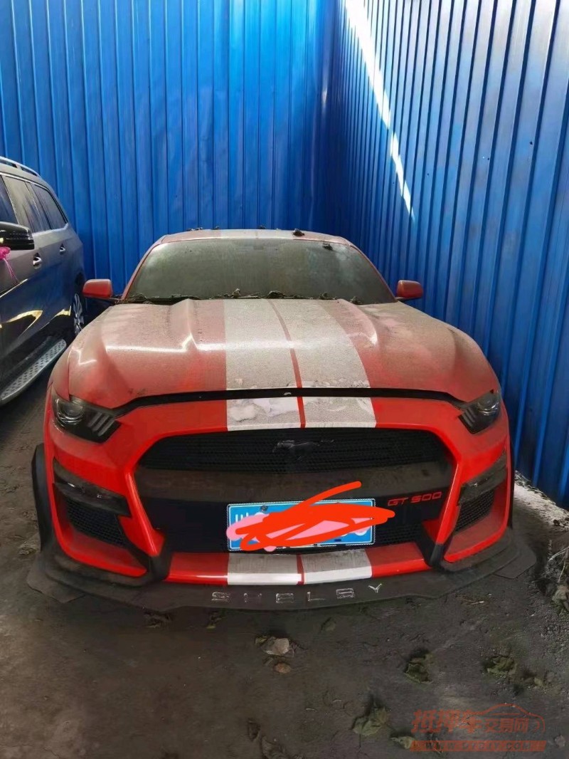 成都16年福特野马1