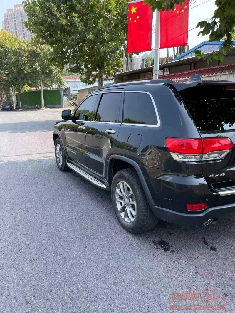 宜昌15年Jeep大切诺基3