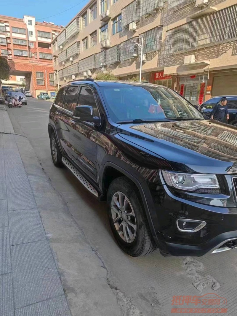 宜昌15年Jeep大切诺基4
