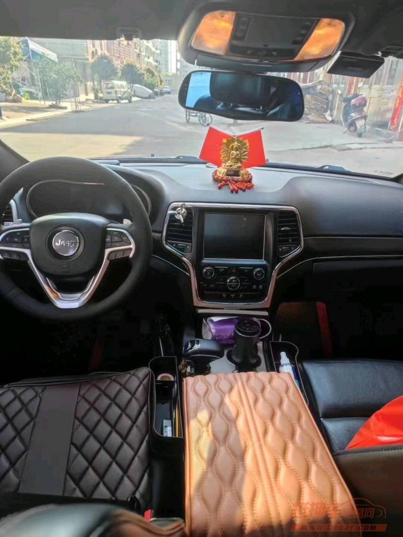 宜昌15年Jeep大切诺基9