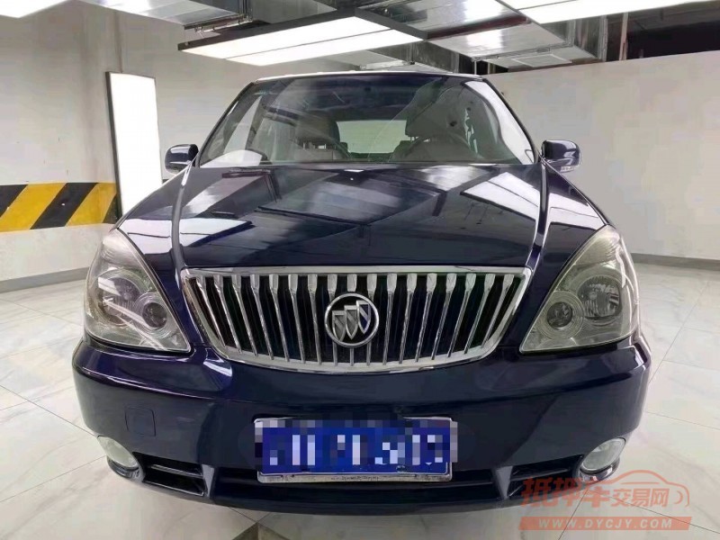 成都14年别克GL81