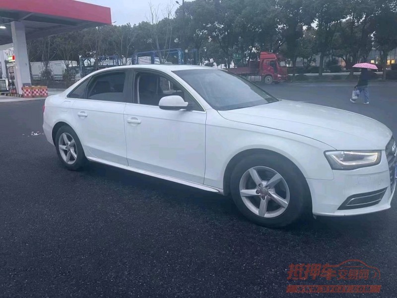 嘉兴15年奥迪A4L3