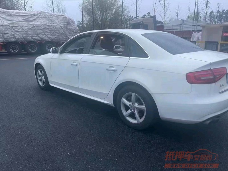 嘉兴15年奥迪A4L5