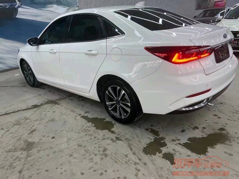 衡阳22年福特福睿斯8