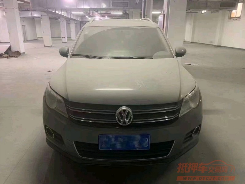 珠海12年大众途观1