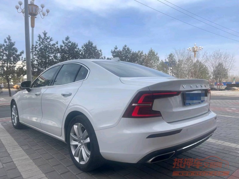 呼和浩特20年沃尔沃S60L4