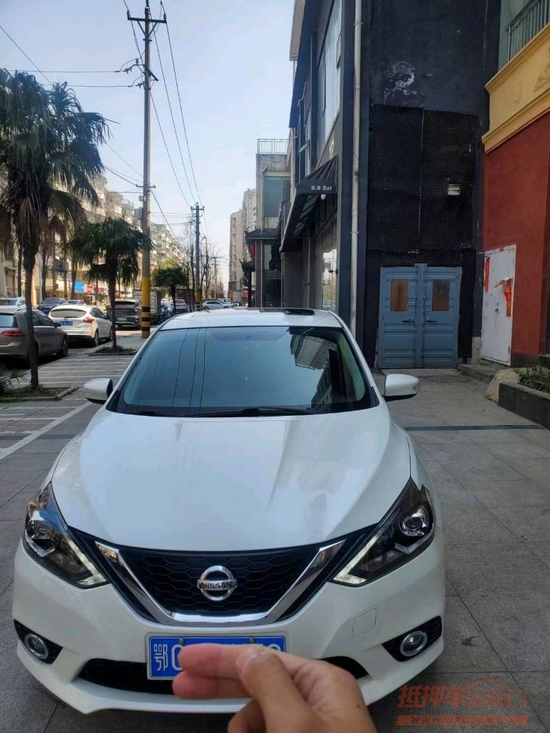 宜昌17年日产轩逸1