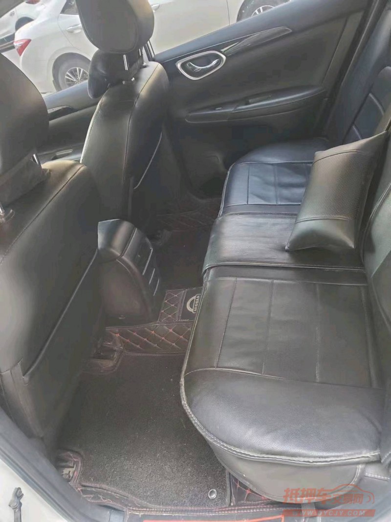 宜昌17年日产轩逸5