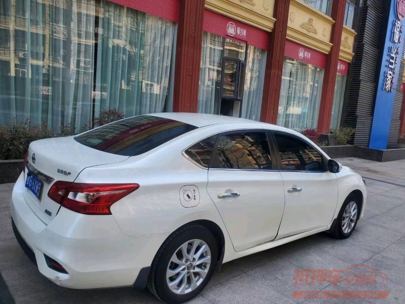 宜昌17年日产轩逸8