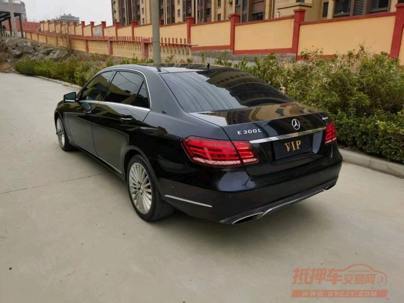 东营14年奔驰E4