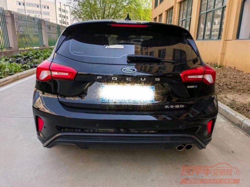 武汉21年福特福克斯8