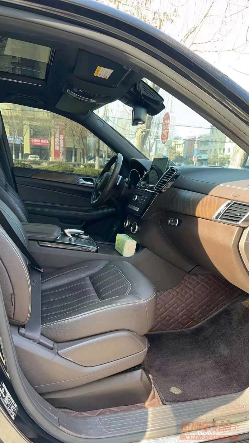 枣庄17年奔驰GLE2