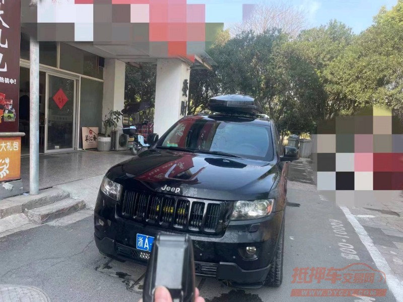 嘉兴13年Jeep大切诺基1
