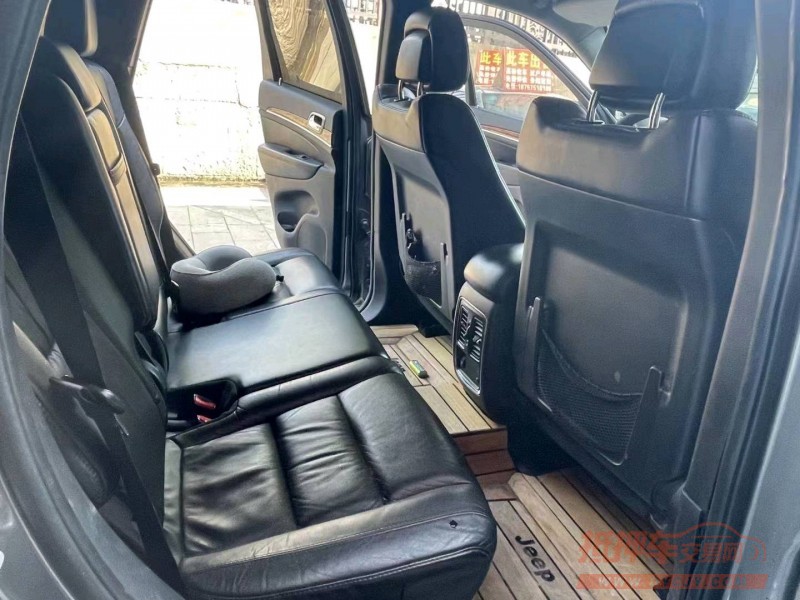 嘉兴13年Jeep大切诺基6