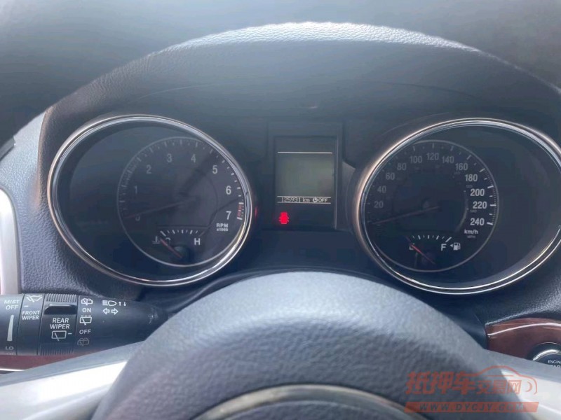 嘉兴13年Jeep大切诺基9