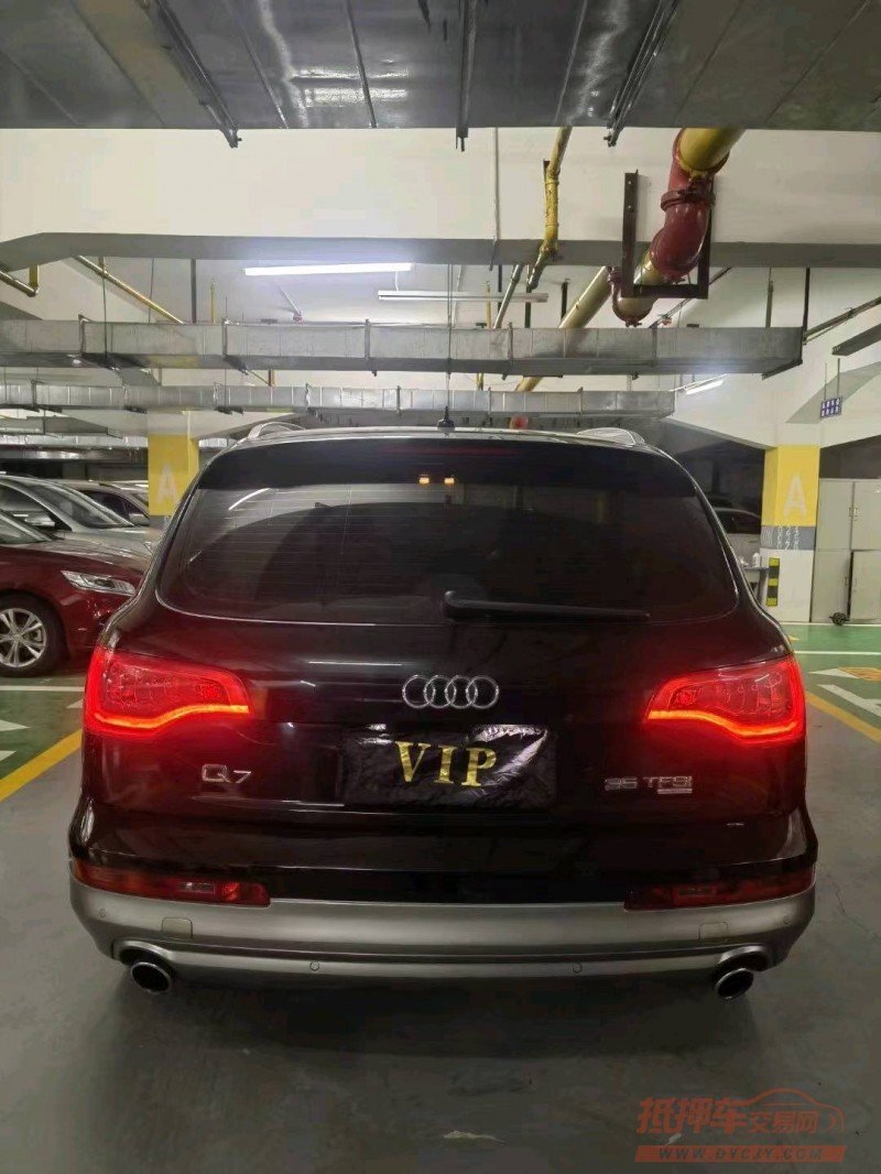 武汉14年奥迪Q79