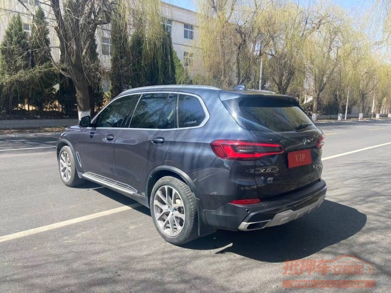 青岛20年宝马X57
