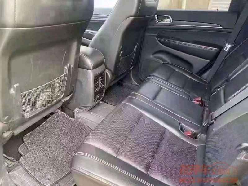 邯郸17年Jeep大切诺基6