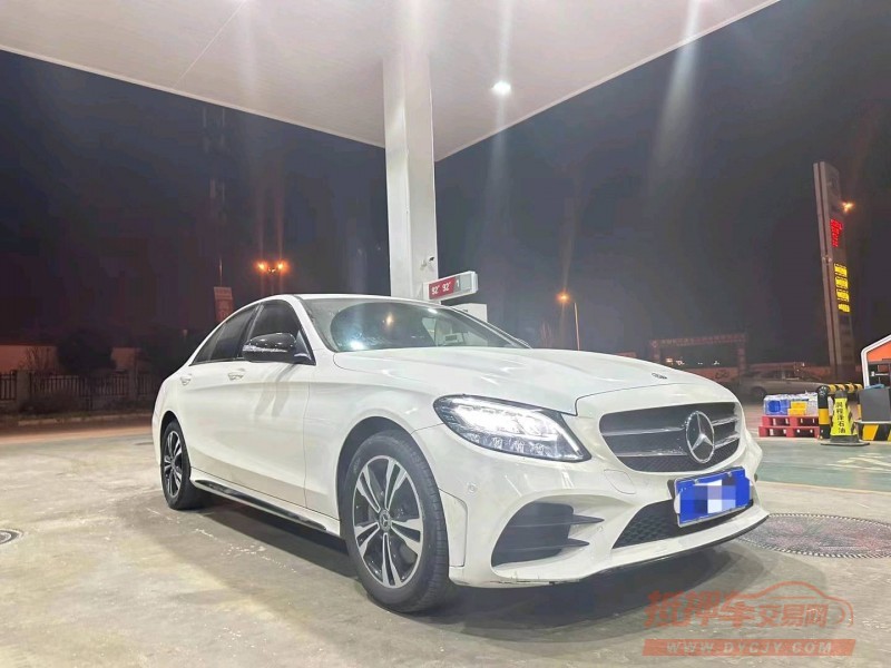东营19年奔驰C2