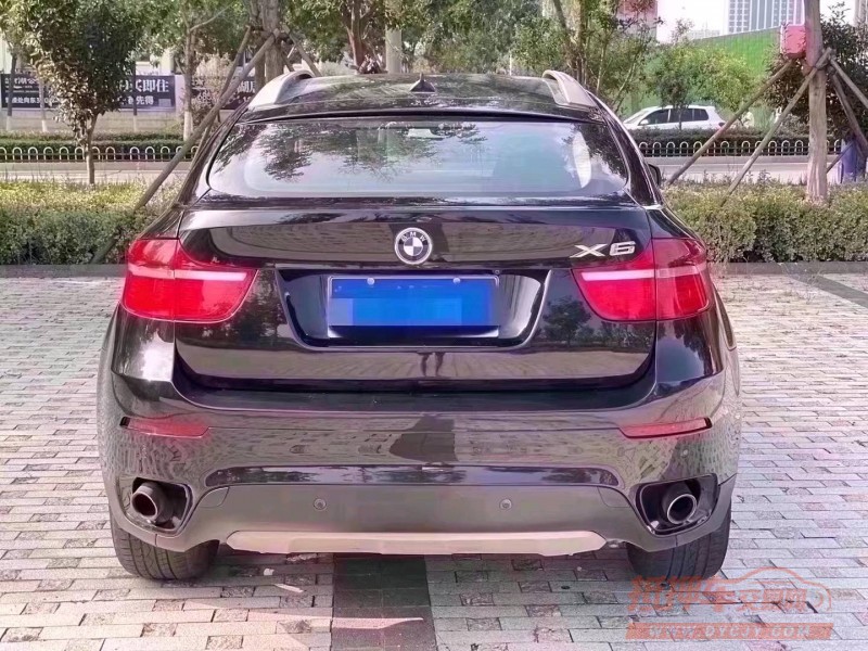 北京11年宝马X68