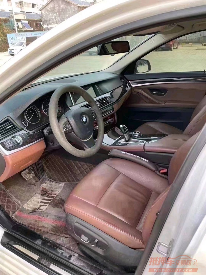 北京16年宝马5系6