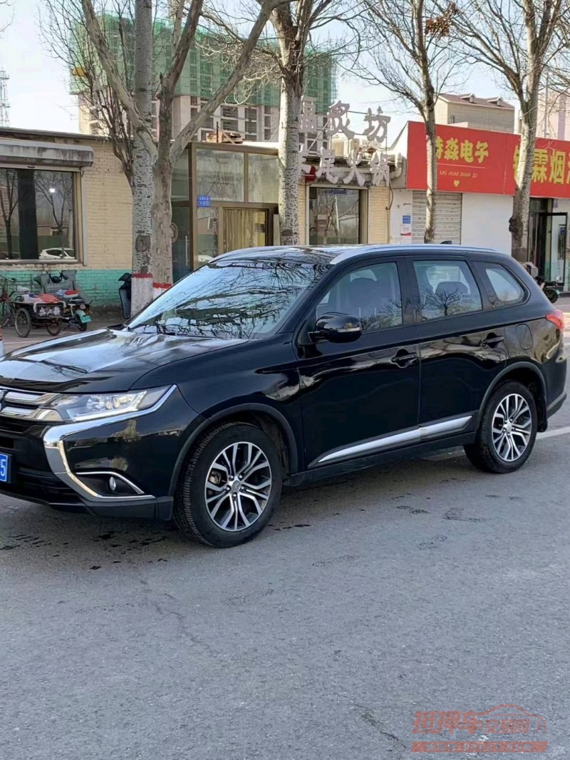 保定18年三菱欧蓝德7