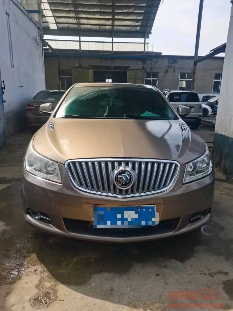 保定13年别克君越1