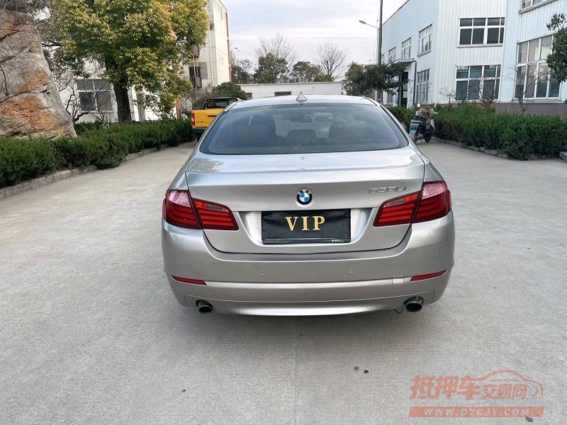 苏州13年宝马5系9