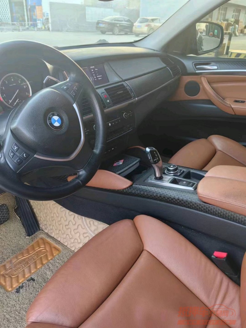 保定13年宝马X67