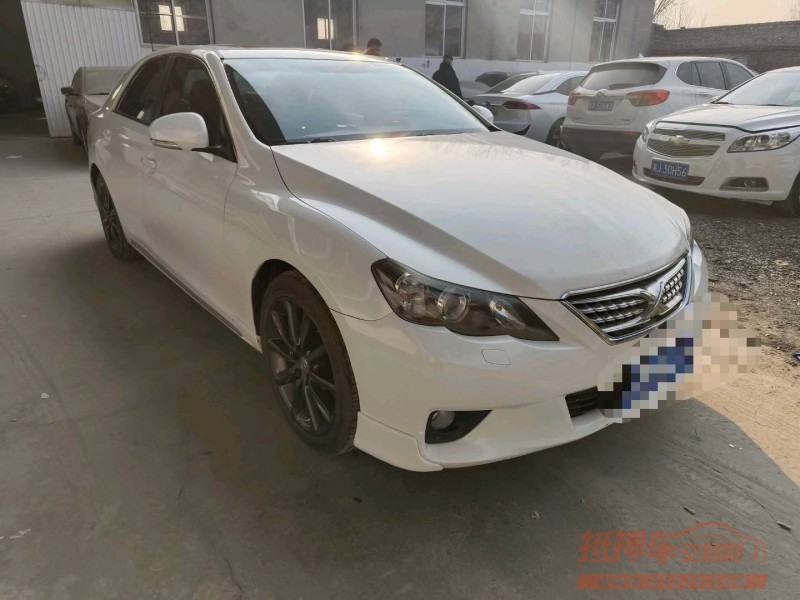 保定13年丰田锐志3