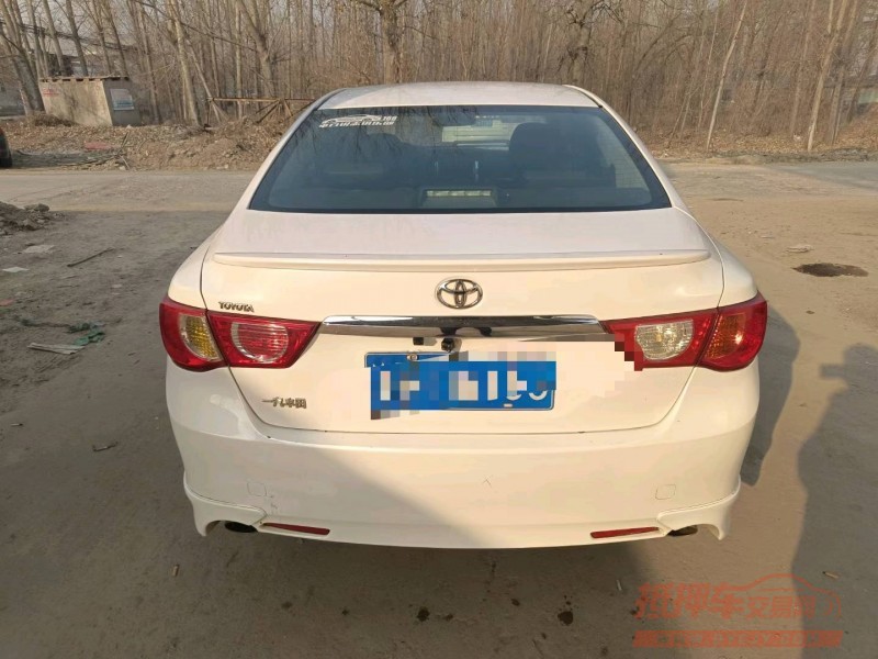 保定13年丰田锐志6