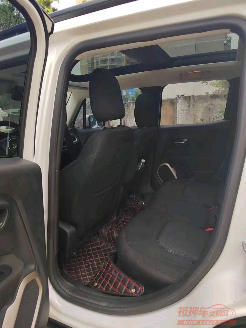 梧州17年Jeep自由侠2