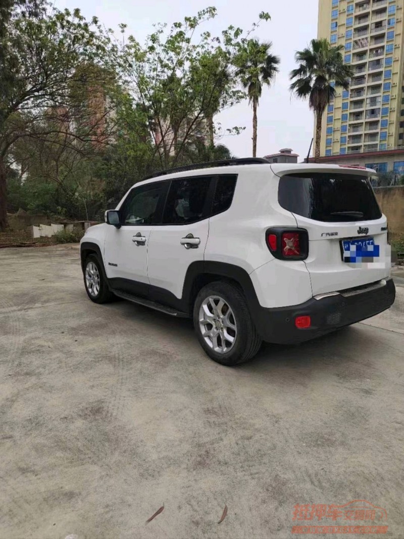 梧州17年Jeep自由侠1