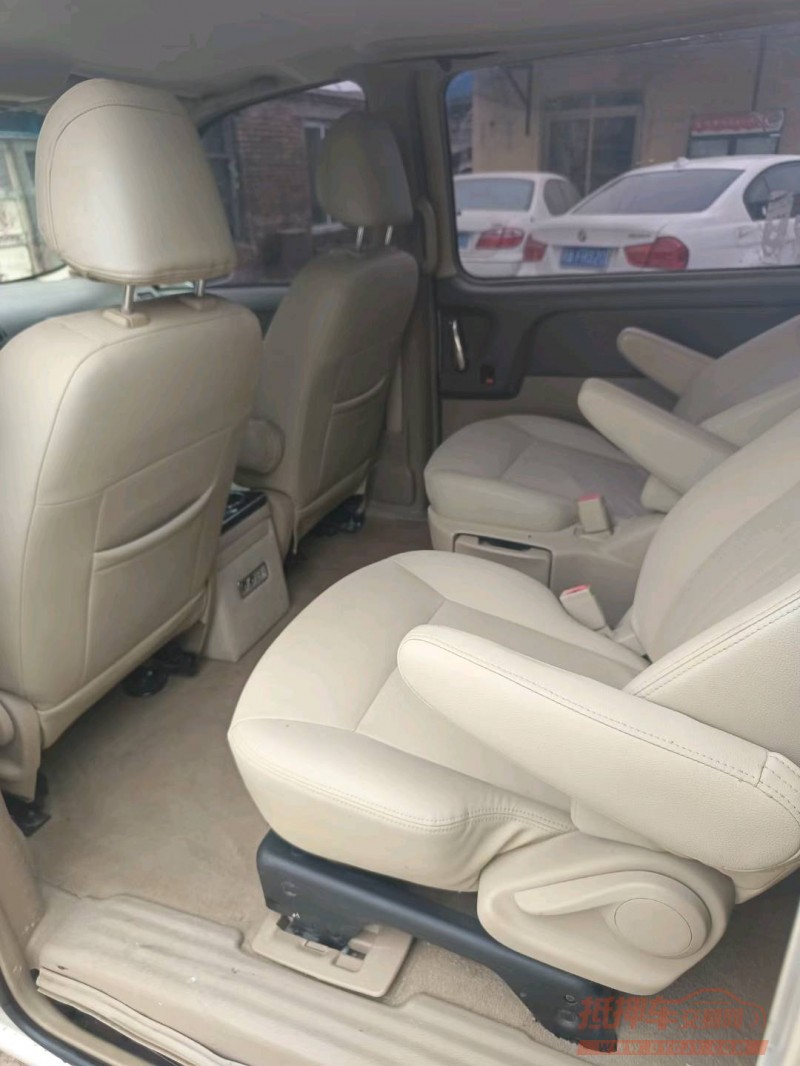 保定13年别克GL83