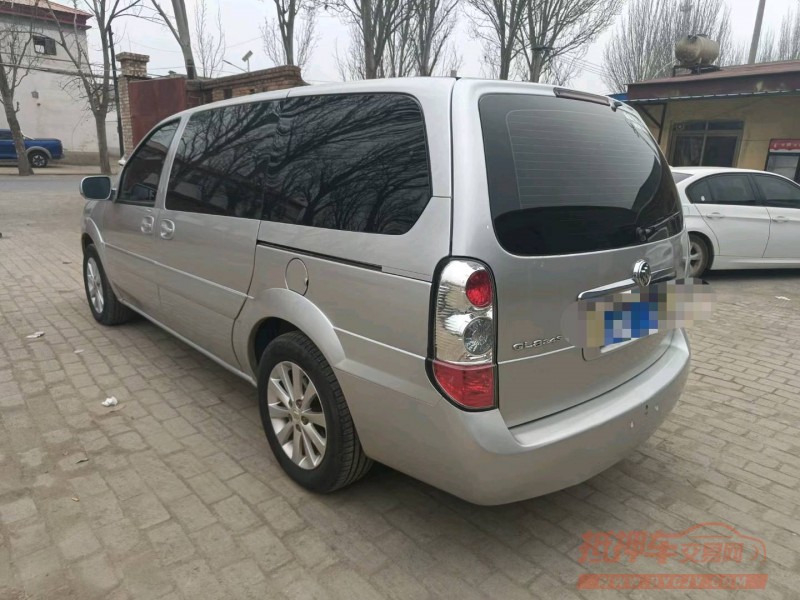 保定13年别克GL85