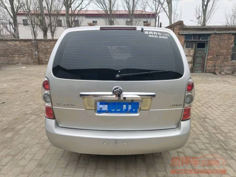 保定13年别克GL87